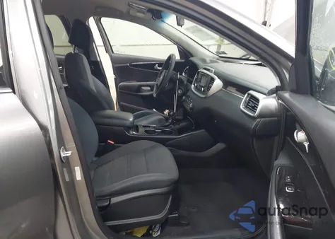 2017 Kia Sorento 2.4L Lx из США, поврежденный, VIN 5XYPG4A34HG239325